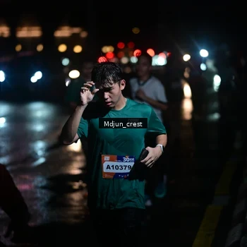 Runner Photo 7851788