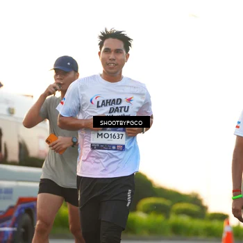 Runner Photo 7851836