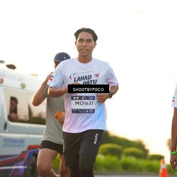 Runner Photo 7851866