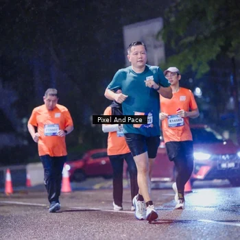 Runner Photo 7851923