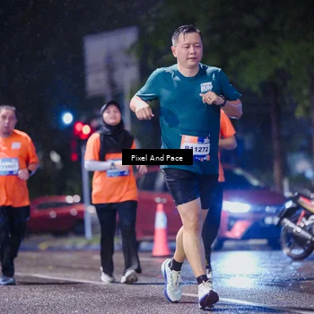 Runner Photo 7851975