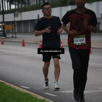Runner Photo 7852019