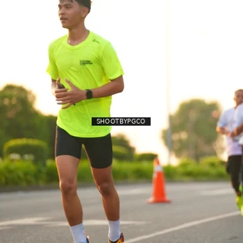 Runner Photo 7852044