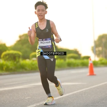 Runner Photo 7852051