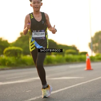 Runner Photo 7852052