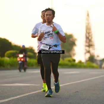 Runner Photo 7852053