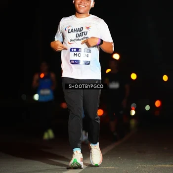 Runner Photo 7852067