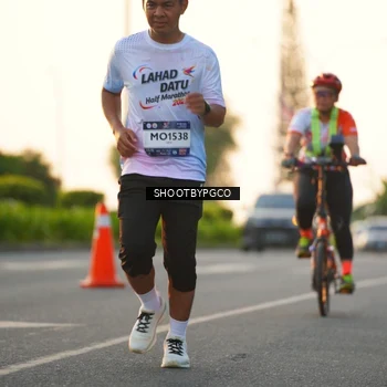 Runner Photo 7852075