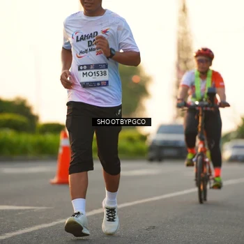 Runner Photo 7852076