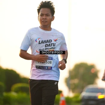 Runner Photo 7852080