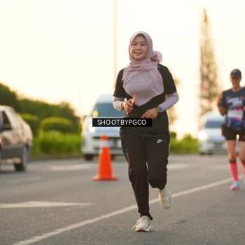 Runner Photo 7852090