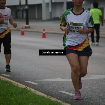 Runner Photo 7852111