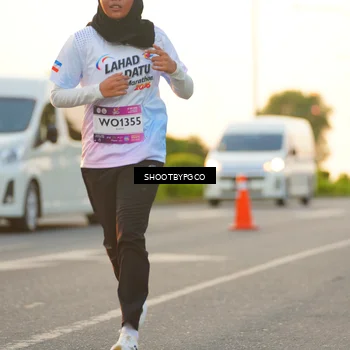 Runner Photo 7852117