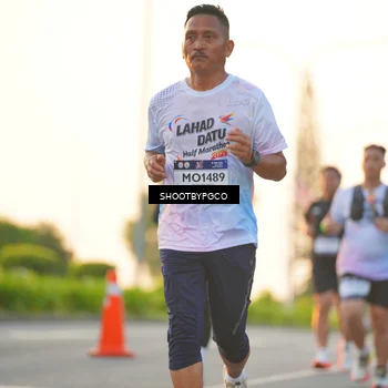 Runner Photo 7852120