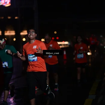 Runner Photo 7852156