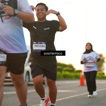 Runner Photo 7852163
