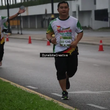 Runner Photo 7852196