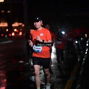 Runner Photo 7852212