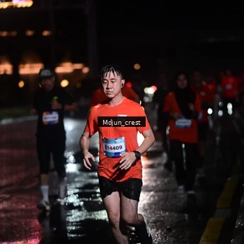 Runner Photo 7852230