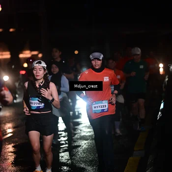 Runner Photo 7852248