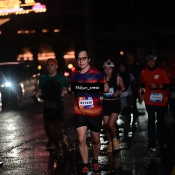 Runner Photo 7852249