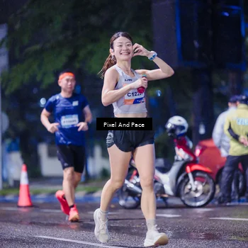 Runner Photo 7852272