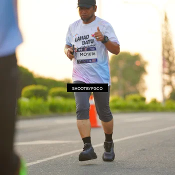 Runner Photo 7852286