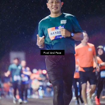 Runner Photo 7852320