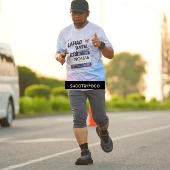 Runner Photo 7852321