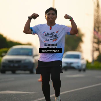 Runner Photo 7852336