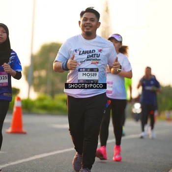 Runner Photo 7852409