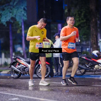 Runner Photo 7852412