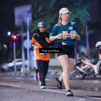 Runner Photo 7852413