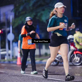 Runner Photo 7852414