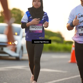 Runner Photo 7852447