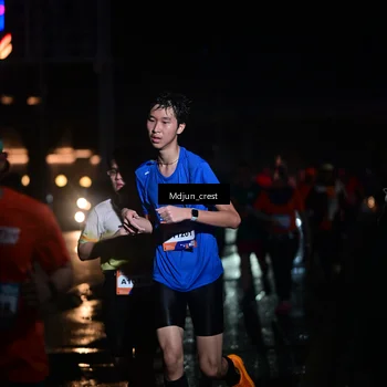 Runner Photo 7852490