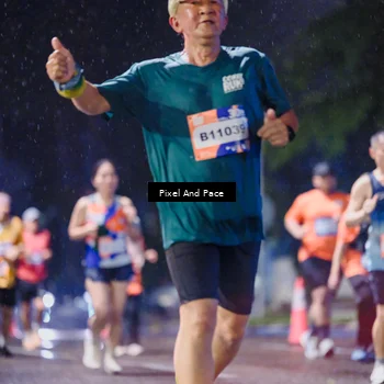 Runner Photo 7852497