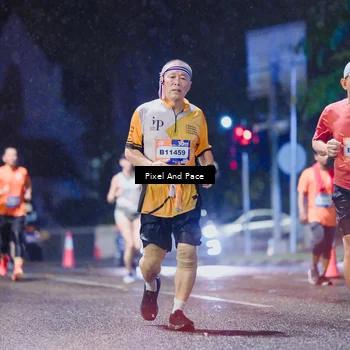 Runner Photo 7852511