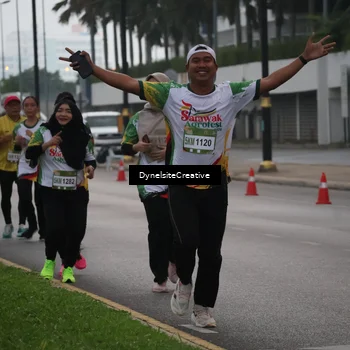 Runner Photo 7852536