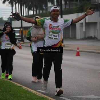 Runner Photo 7852542