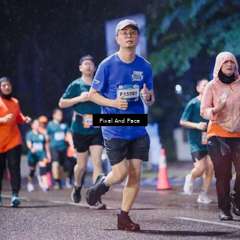 Runner Photo 7852549
