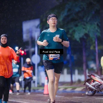 Runner Photo 7852550