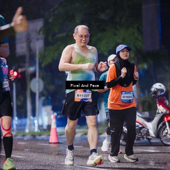 Runner Photo 7852594