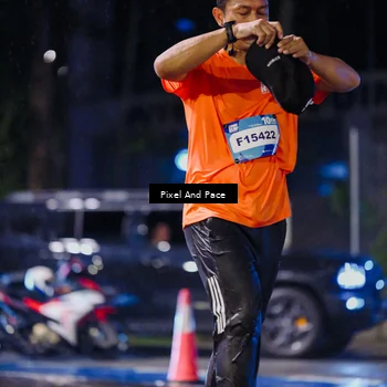 Runner Photo 7852755