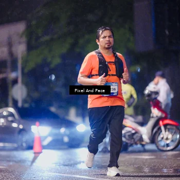 Runner Photo 7852777