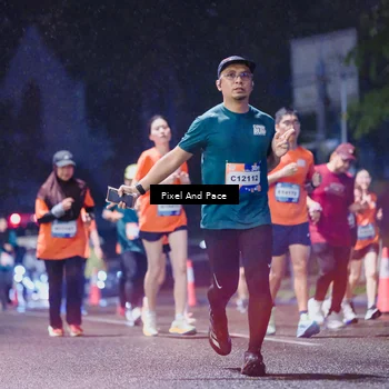 Runner Photo 7852857