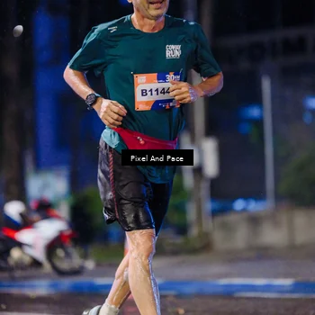 Runner Photo 7852894