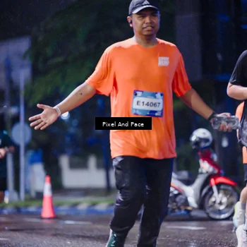 Runner Photo 7852913