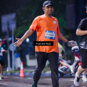 Runner Photo 7852916
