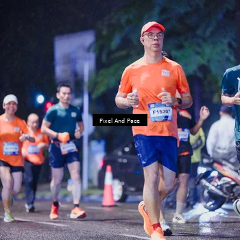 Runner Photo 7852975